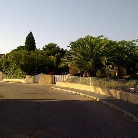 Superb Apartment With Balcony Near The Beach Saint-Raphaël المظهر الخارجي الصورة