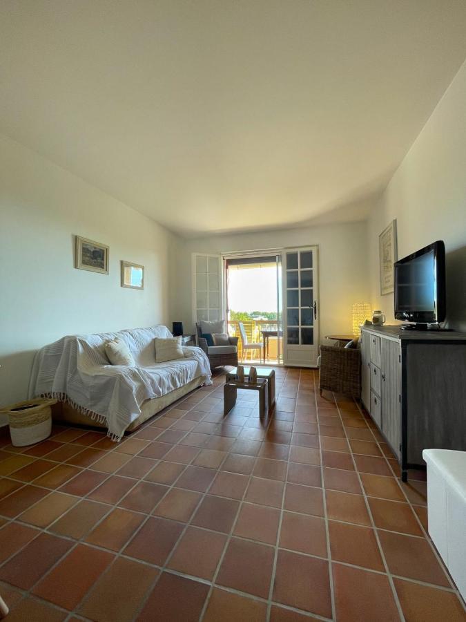 Superb Apartment With Balcony Near The Beach Saint-Raphaël المظهر الخارجي الصورة